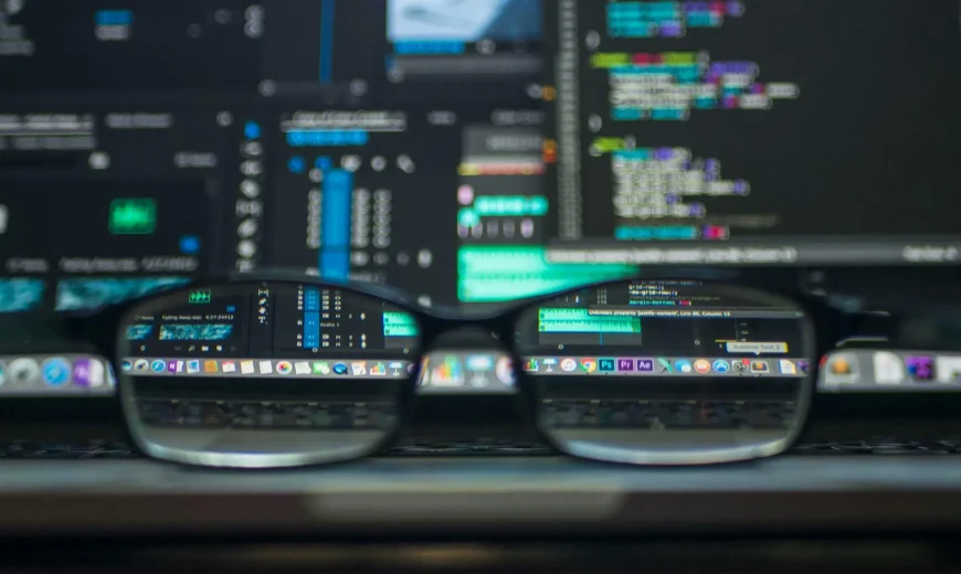 Web Builders and Web Development: Should You DIY Your Website